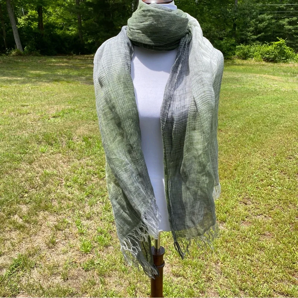 COLOMBO SCARF GREEN WHITE BLACK OMBRÉ LINEN WRAP LARGE RECTANGLE FRINGE ITALY